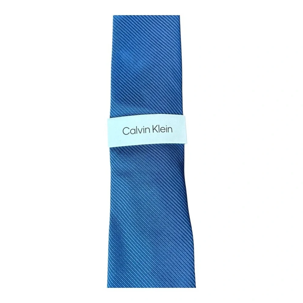 Calvin Klein Necktie Mens Blue‎ Ribbed Silk Blend Business Classic Formal NWT